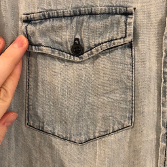 Gap 1969 Chambray Button Down - M - Picture 3 of 4
